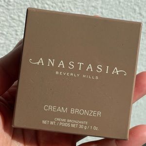 Anastasia cream bronzer